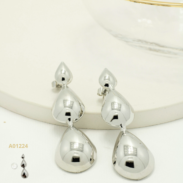 Arete triple gota plateada A01224