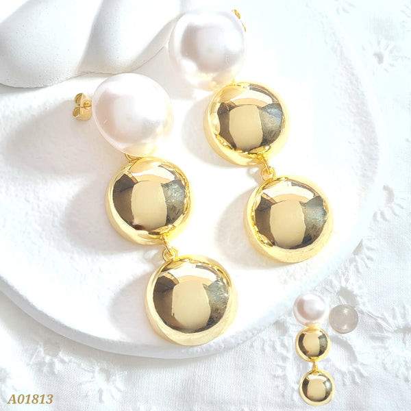 Arete triple con balin y perla A01813