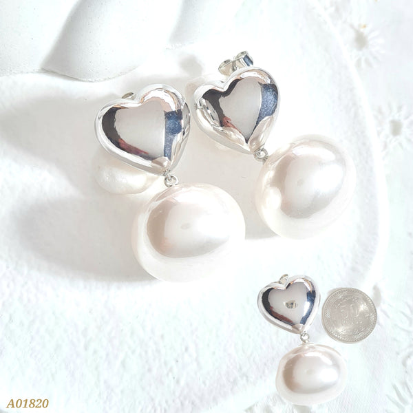 Arete plateado corazón y perla A01820