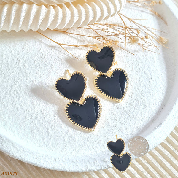 Arete corazón doble negro A01943