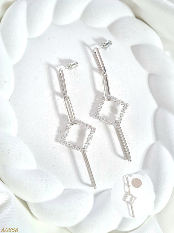 Arete eslabones y rombo en zircones