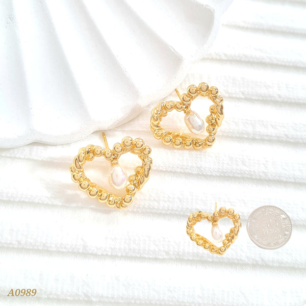 Arete corazón con perla A0989