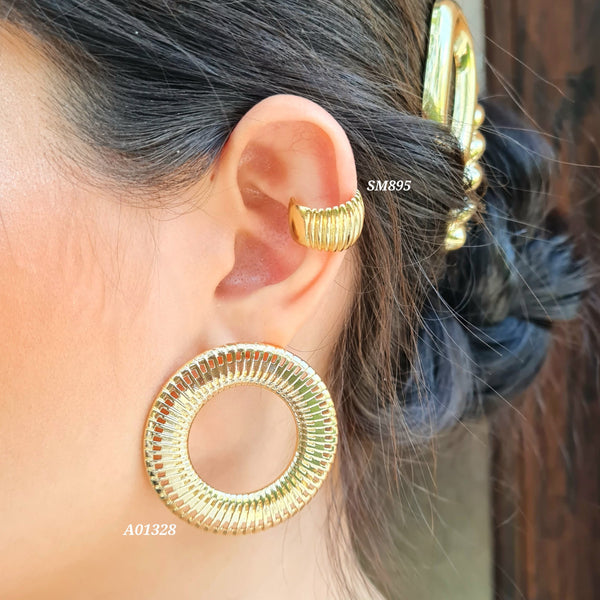 Aretes circular con textura/ Earcuff ancho textura (Cada uno)