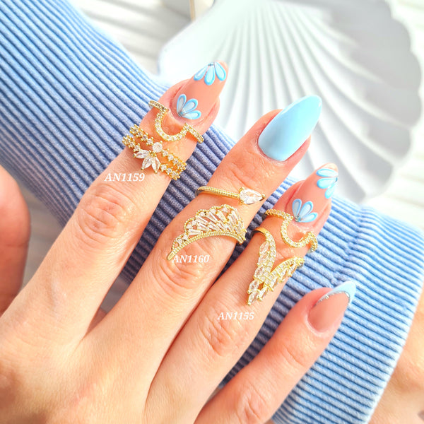 Anillos múltiples con zircones