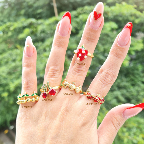 Anillos con zircones