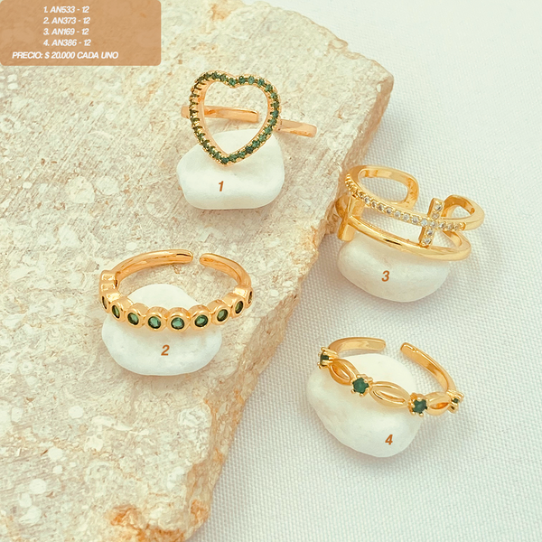 Anillos con zircones verdes