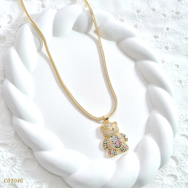 Cadena con oso multicolor C01046