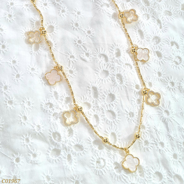 Cadena trébol blanco y zircones C01967