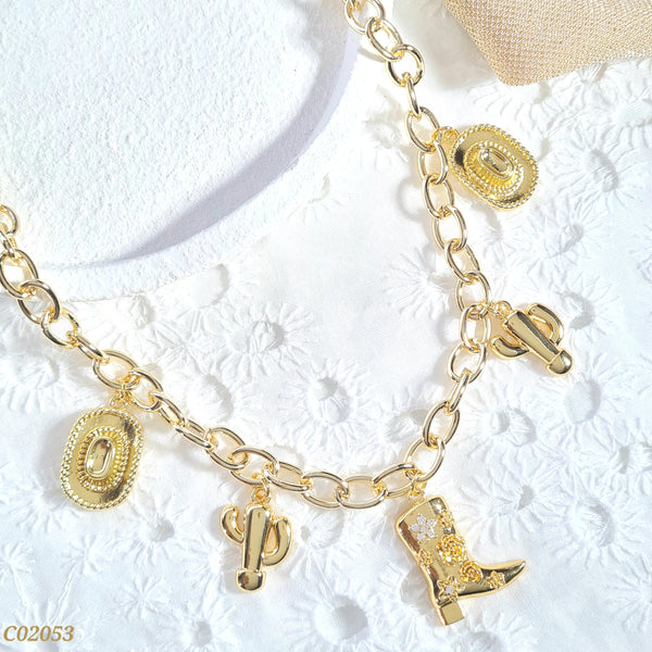 Cadena eslabones con dijes sombrero/cactus/bota C02053