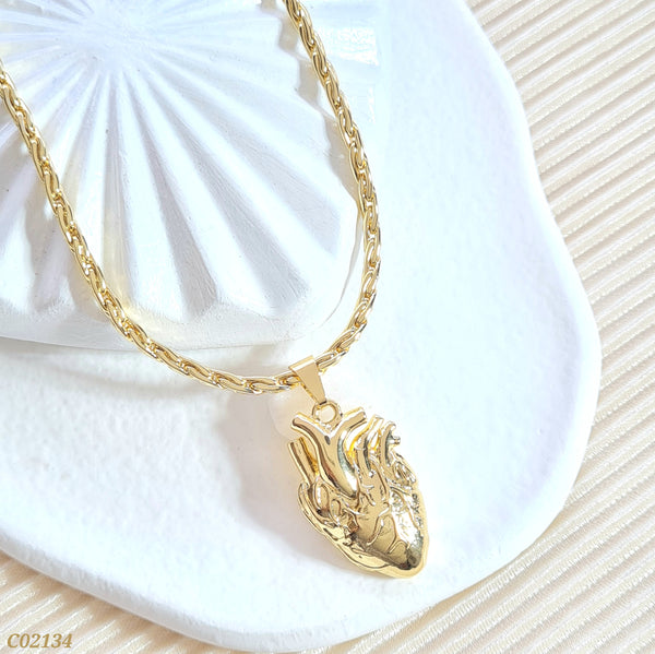 Cadena corazón realista C02134