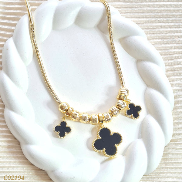 Cadena trébol negro C02194