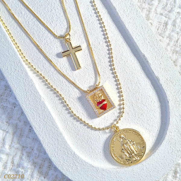 Cadena triple dijes cruz, sagrado corazón y san benito C02210