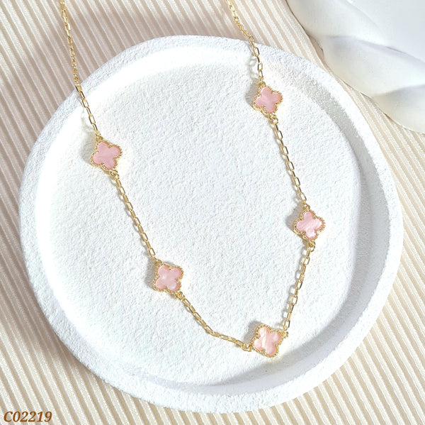 Cadena trébol rosa C02219