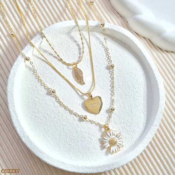 Cadena triple ala, corazón y flor C02235