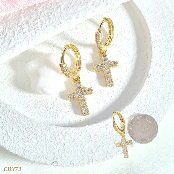 Candonga con cruz en zircones CD373