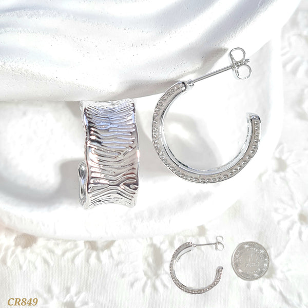 Candonga plateada asimétrica CR849