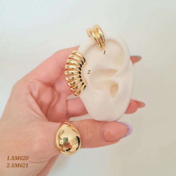 Earcuff con apariencia multiple