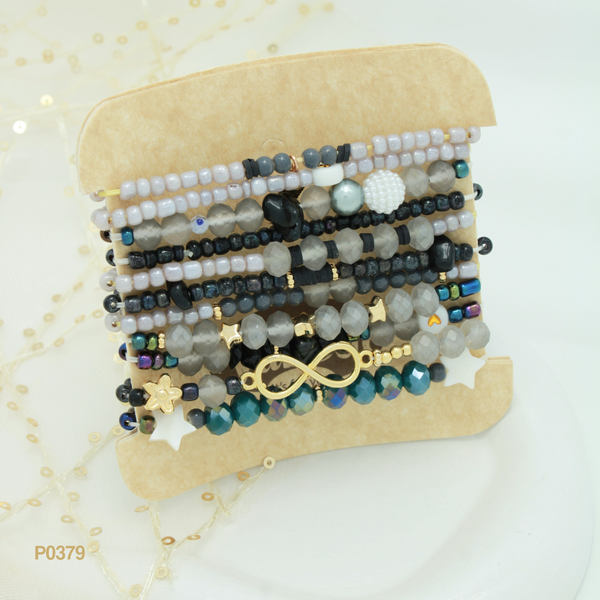 Set de pulseras en tonos grises P0379