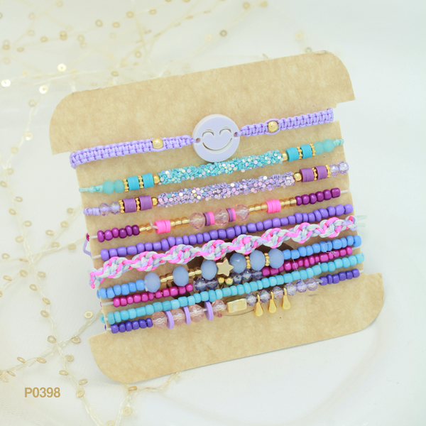 Set de pulseras en tonos multicolor P0398