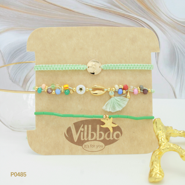 Trio de pulseras en tonos verdes P0485