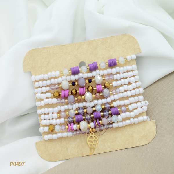 Set de pulseras en tonos blancos y lila P0497