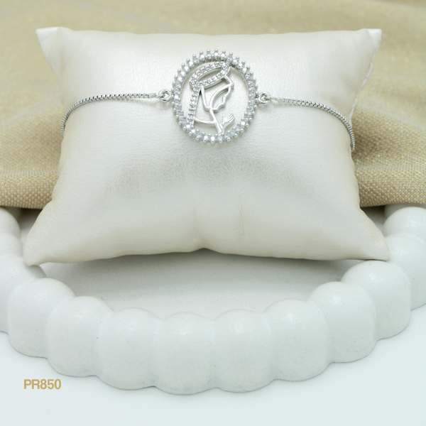 Pulsera plateada con virgen grande PR850