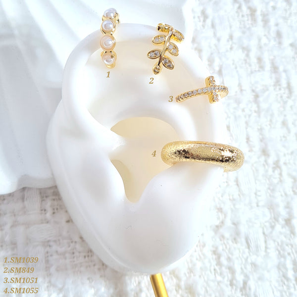 Earcuffs con formas y zircones