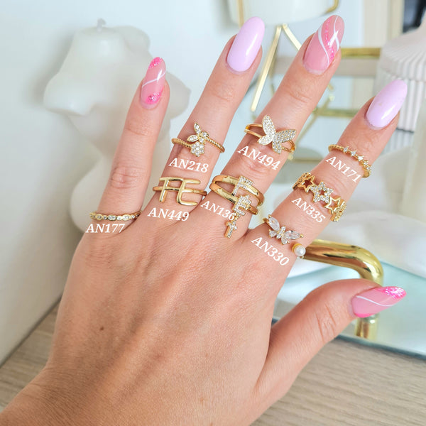 Anillos con zircones